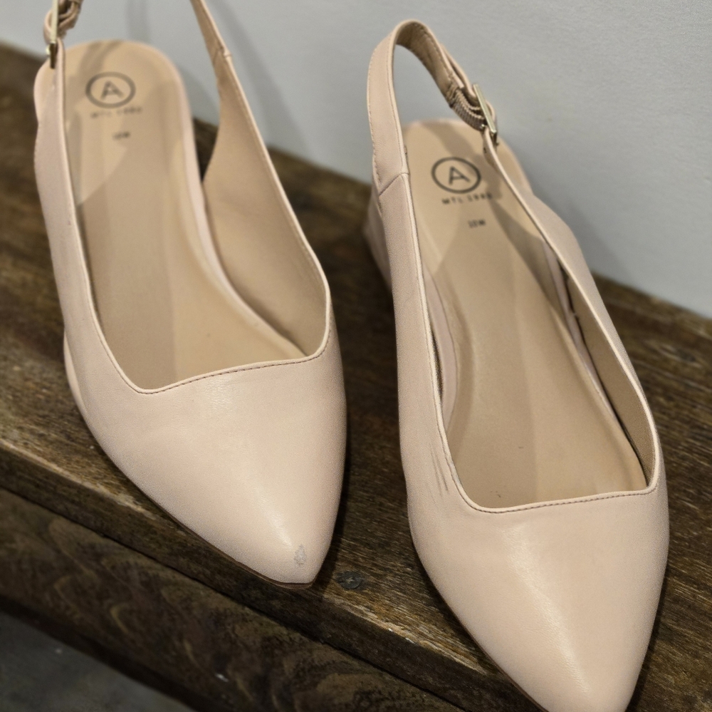 Dress shoes